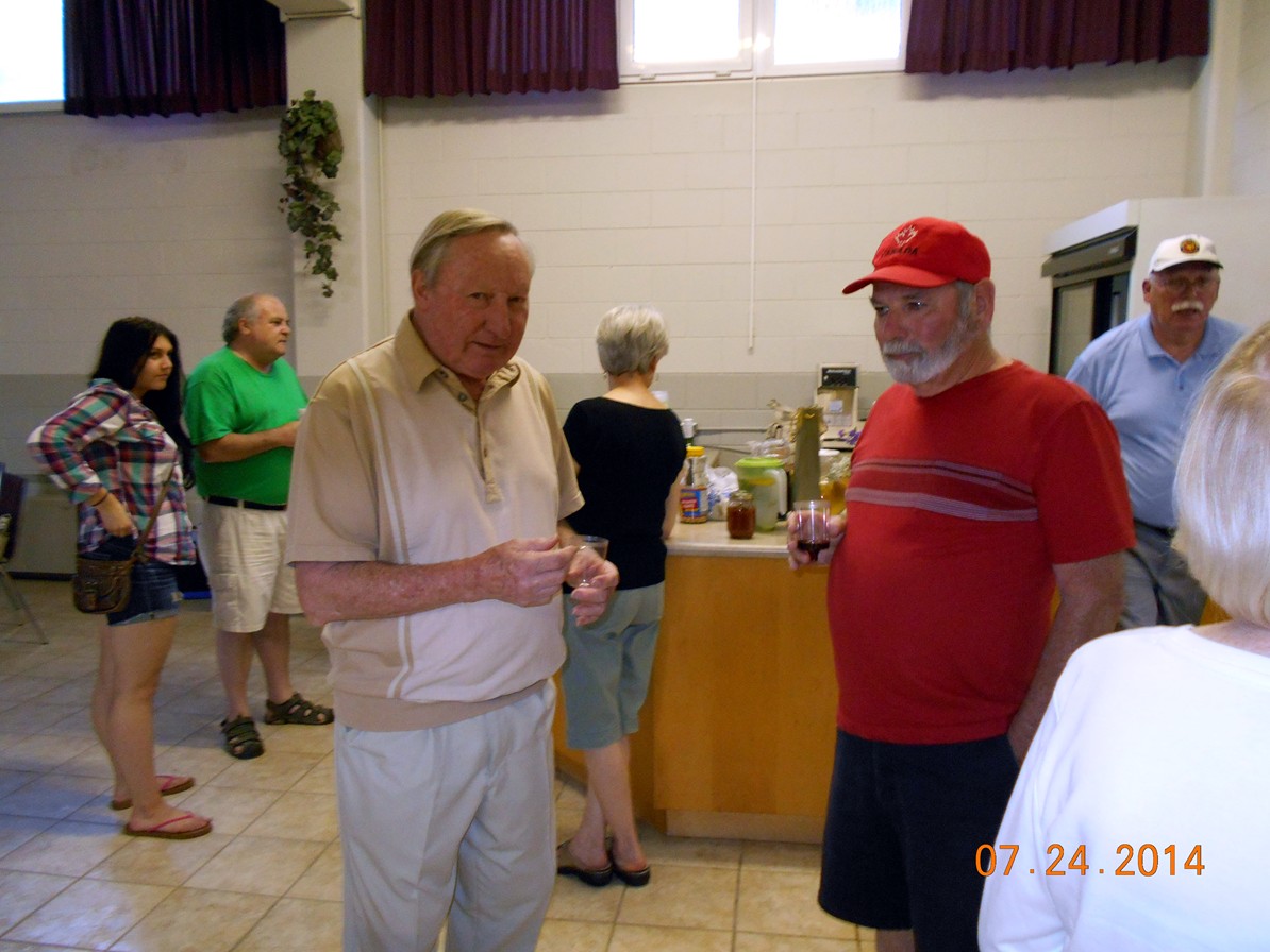 Time to mingle & relax